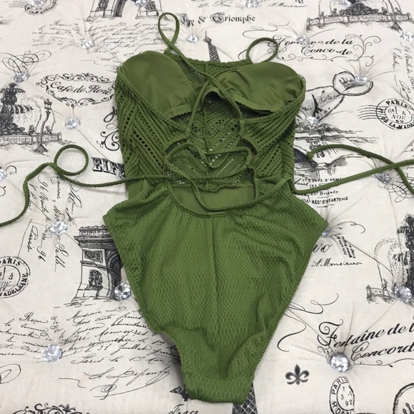 ROBIN PICCONE Mixed Crochet High Neck Swimsuit - Picture 6 of 8